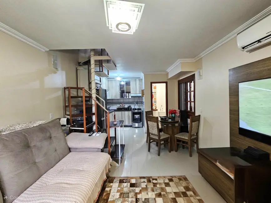 Foto 1 de Casa de Condomínio com 3 quartos à venda, 90m2 em Teresópolis, Porto Alegre - RS