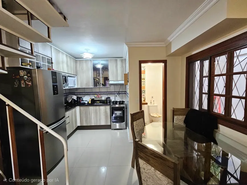 Foto 2 de Casa de Condomínio com 3 quartos à venda, 90m2 em Teresópolis, Porto Alegre - RS