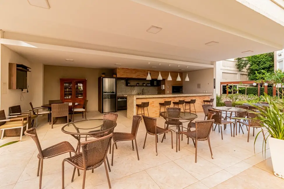 Foto 7 de Apartamento com 3 quartos à venda, 82m2 em Passo da Areia, Porto Alegre - RS