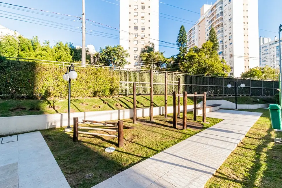 Foto 4 de Apartamento com 3 quartos à venda, 82m2 em Passo da Areia, Porto Alegre - RS