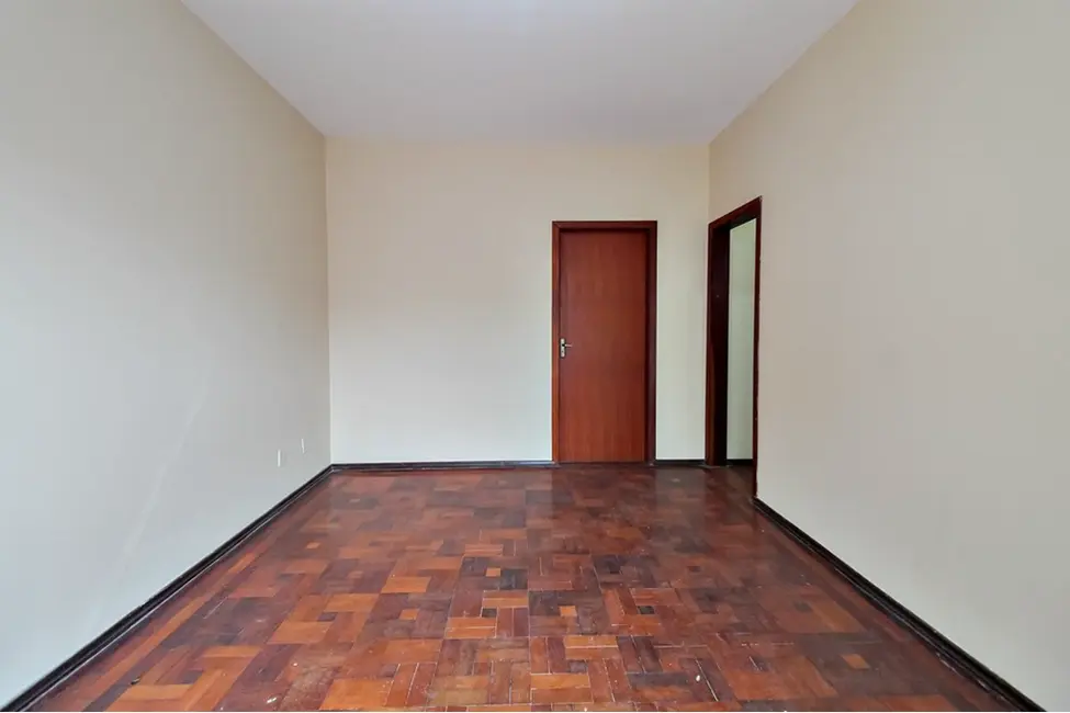 Foto 4 de Apartamento com 2 quartos à venda, 61m2 em Santo Antônio, Porto Alegre - RS
