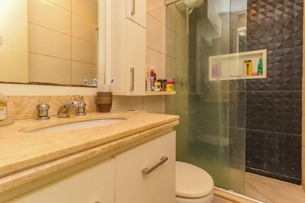 Foto 2 de Casa de Condomínio com 3 quartos à venda, 146m2 em São Sebastião, Porto Alegre - RS