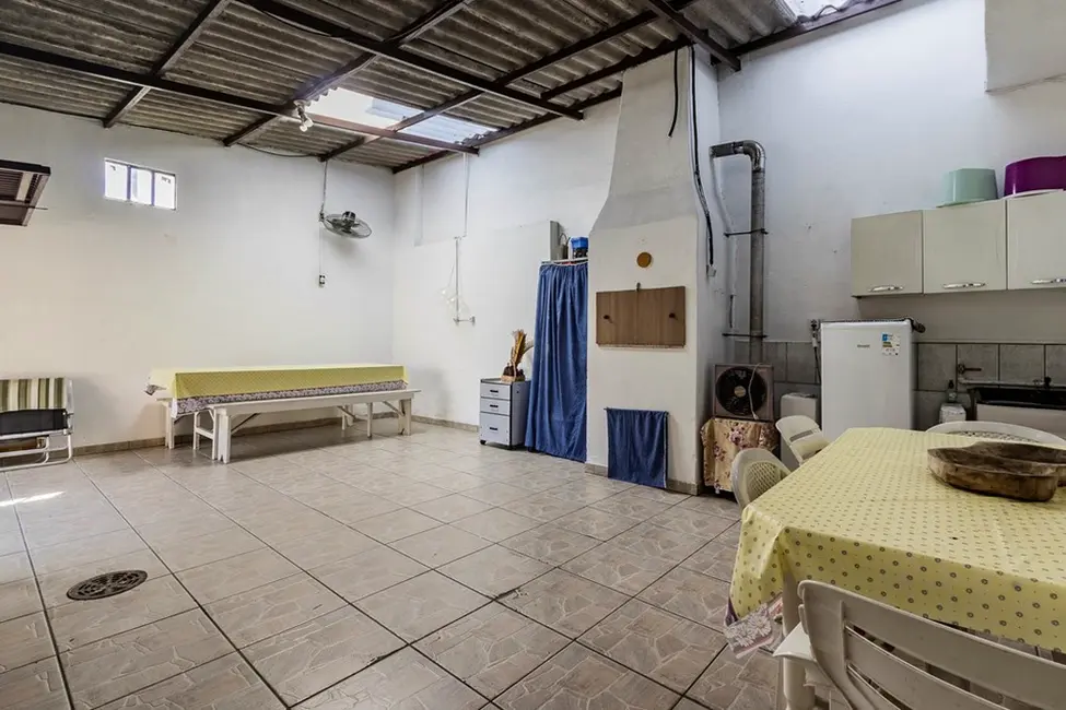 Foto 6 de Casa com 3 quartos à venda, 160m2 em Santa Maria Goretti, Porto Alegre - RS