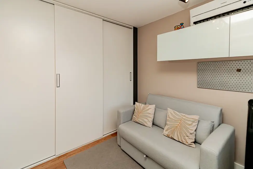 Foto 2 de Apartamento com 2 quartos à venda, 89m2 em São João, Porto Alegre - RS