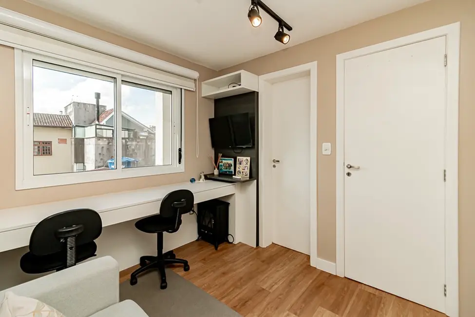 Foto 9 de Apartamento com 2 quartos à venda, 89m2 em São João, Porto Alegre - RS