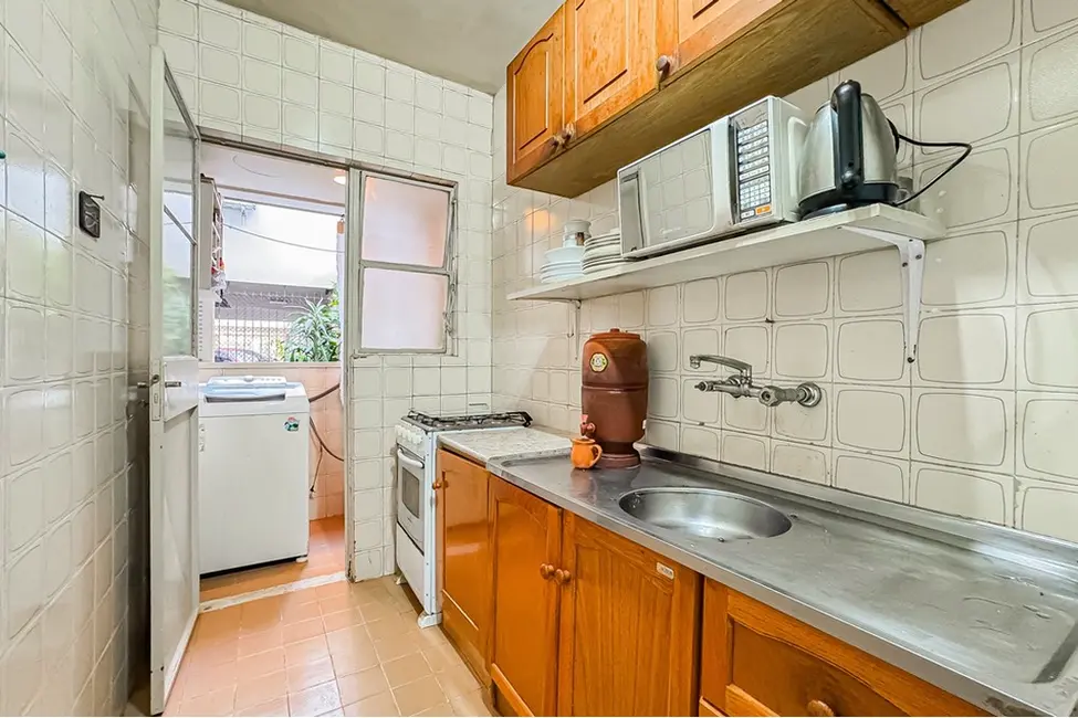 Apartamento com 1 quarto à venda, 57m2 em Petrópolis, Porto Alegre - RS - imagem 8 Foto 8 de Apartamento com 1 quarto à venda, 57m2 em Petrópolis, Porto Alegre - RS