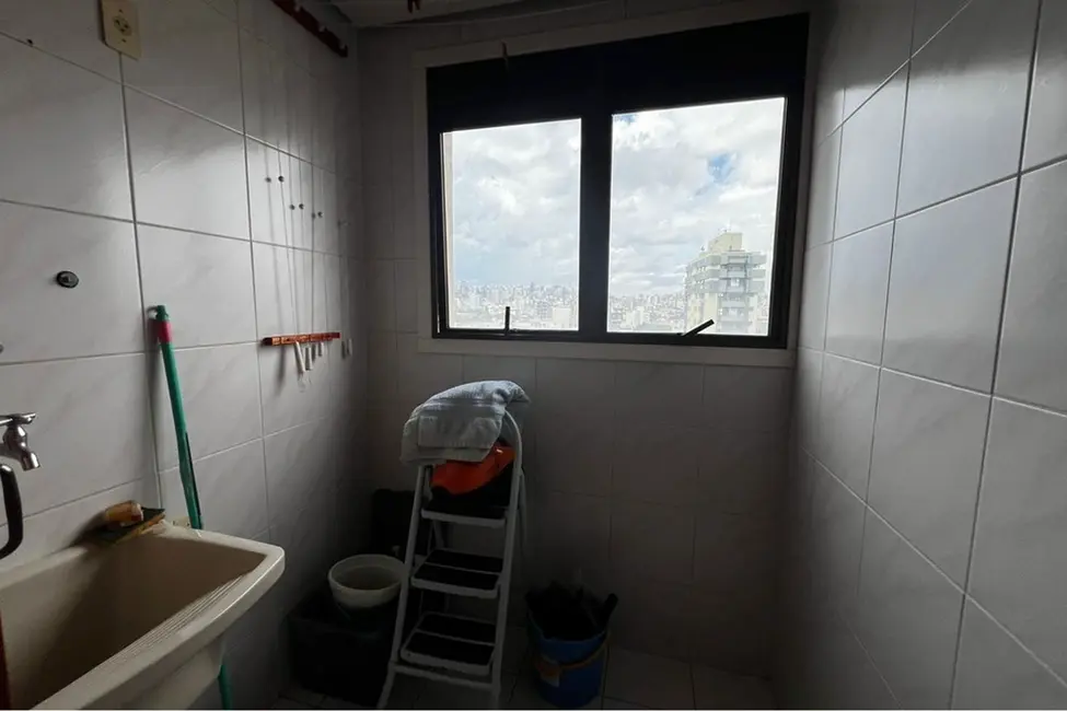 Apartamento com 2 quartos à venda, 50m2 em Santana, Porto Alegre - RS - imagem 5 Foto 5 de Apartamento com 2 quartos à venda, 50m2 em Santana, Porto Alegre - RS