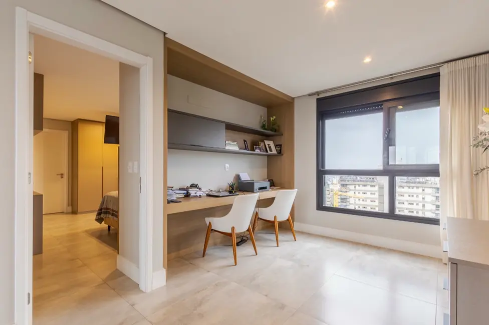 Foto 8 de Apartamento com 2 quartos à venda, 123m2 em Bela Vista, Porto Alegre - RS