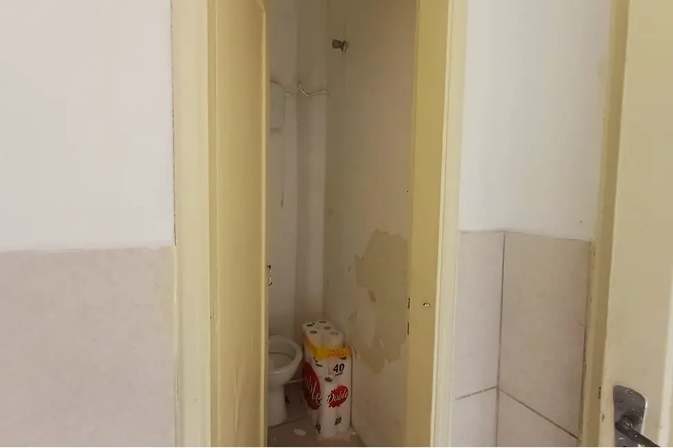 Foto 2 de Apartamento com 2 quartos à venda, 69m2 em Menino Deus, Porto Alegre - RS