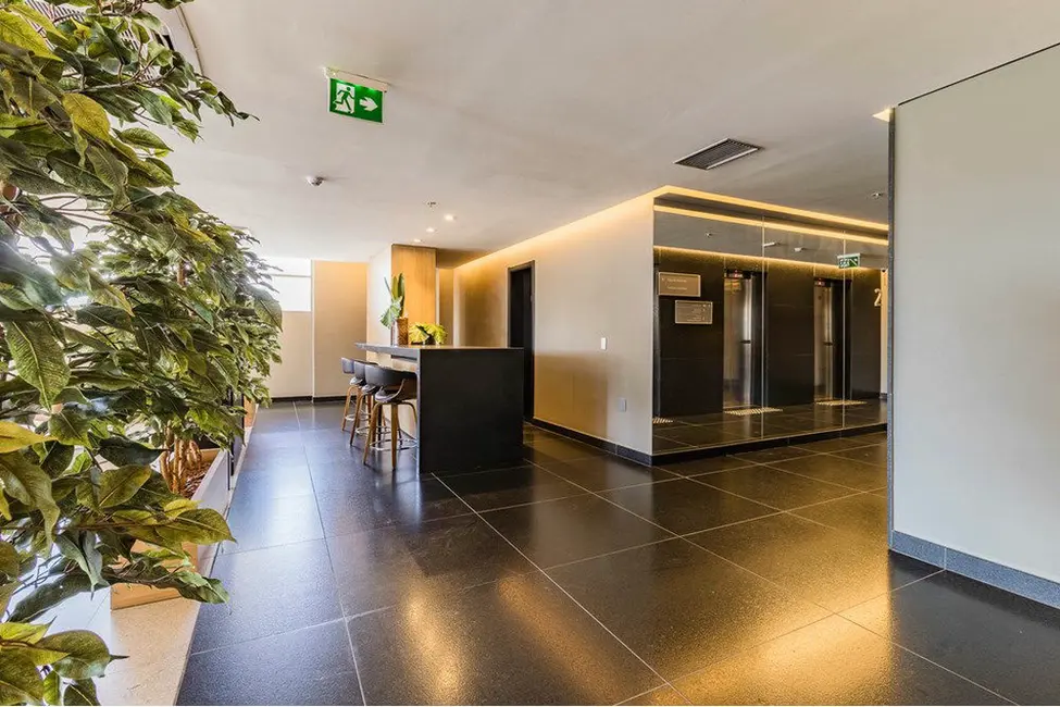 Foto 2 de Sala Comercial à venda, 25m2 em Jardim Lindóia, Porto Alegre - RS