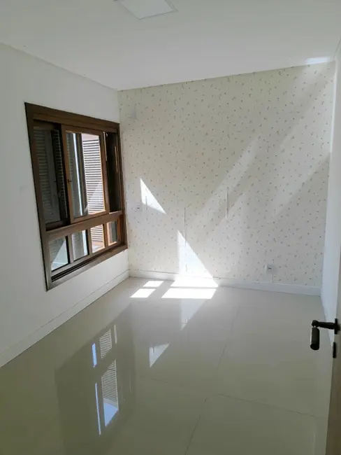 Foto 8 de Apartamento com 3 quartos à venda, 127m2 em Higienópolis, Porto Alegre - RS