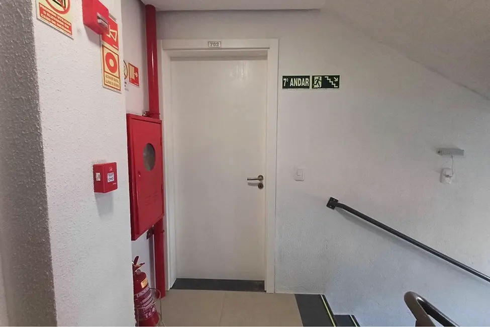 Apartamento com 2 quartos à venda, 63m2 em Vila Ipiranga, Porto Alegre - RS - imagem 6 Foto 6 de Apartamento com 2 quartos à venda, 63m2 em Vila Ipiranga, Porto Alegre - RS