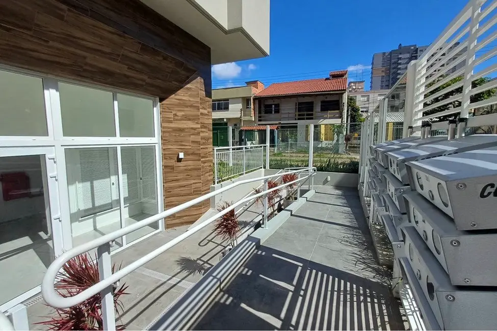 Apartamento com 2 quartos à venda, 63m2 em Vila Ipiranga, Porto Alegre - RS - imagem 7 Foto 7 de Apartamento com 2 quartos à venda, 63m2 em Vila Ipiranga, Porto Alegre - RS