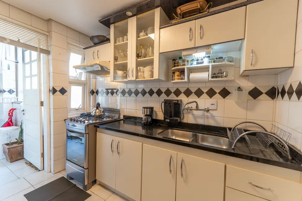 Foto 2 de Apartamento com 2 quartos à venda, 82m2 em Petrópolis, Porto Alegre - RS