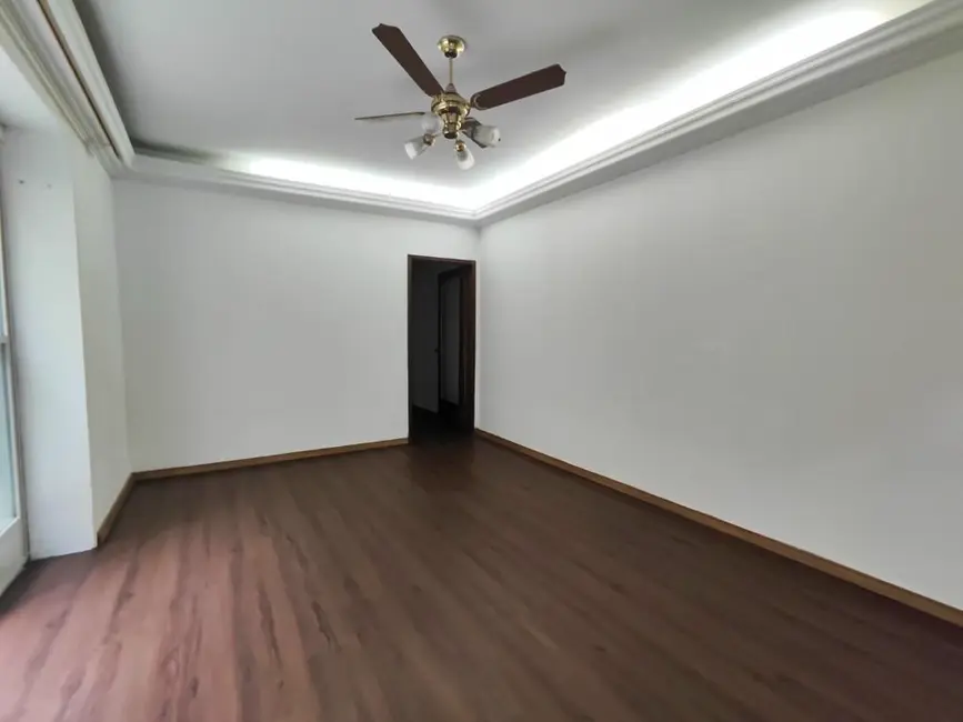 Apartamento com 3 quartos à venda, 90m2 em Menino Deus, Porto Alegre - RS - imagem 1 Foto 1 de Apartamento com 3 quartos à venda, 90m2 em Menino Deus, Porto Alegre - RS