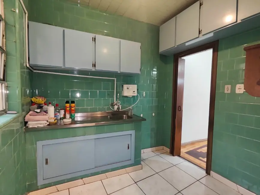 Apartamento com 3 quartos à venda, 90m2 em Menino Deus, Porto Alegre - RS - imagem 2 Foto 2 de Apartamento com 3 quartos à venda, 90m2 em Menino Deus, Porto Alegre - RS