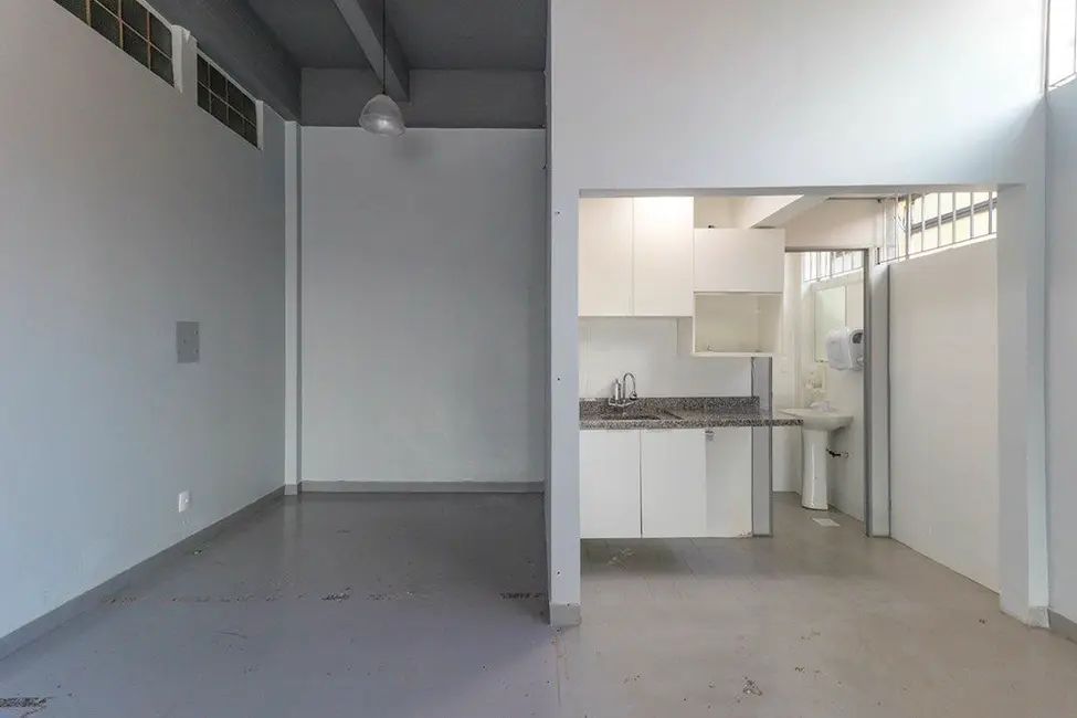 Loja à venda, 90m2 em Sarandi, Porto Alegre - RS - imagem 5 Foto 5 de Loja à venda, 90m2 em Sarandi, Porto Alegre - RS