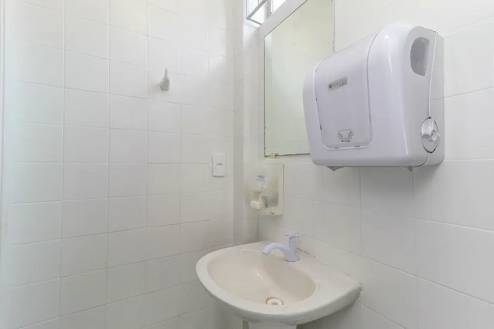 Loja à venda, 90m2 em Sarandi, Porto Alegre - RS - imagem 7 Foto 7 de Loja à venda, 90m2 em Sarandi, Porto Alegre - RS