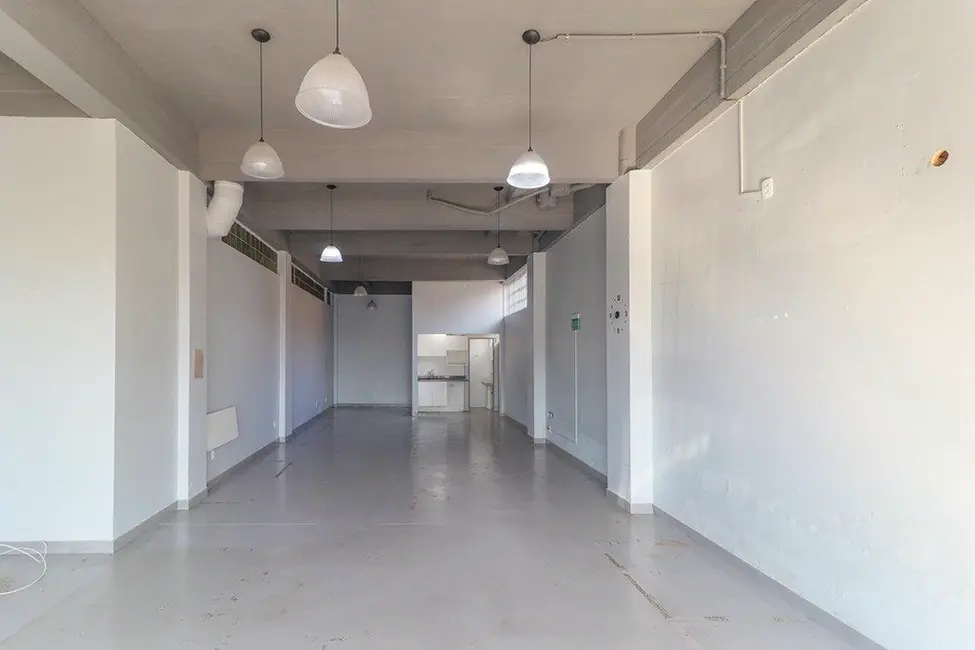 Loja à venda, 90m2 em Sarandi, Porto Alegre - RS - imagem 2 Foto 2 de Loja à venda, 90m2 em Sarandi, Porto Alegre - RS