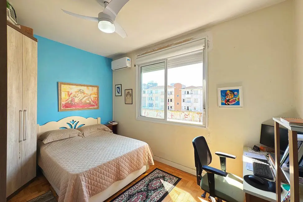 Foto 6 de Apartamento com 2 quartos à venda, 55m2 em Azenha, Porto Alegre - RS