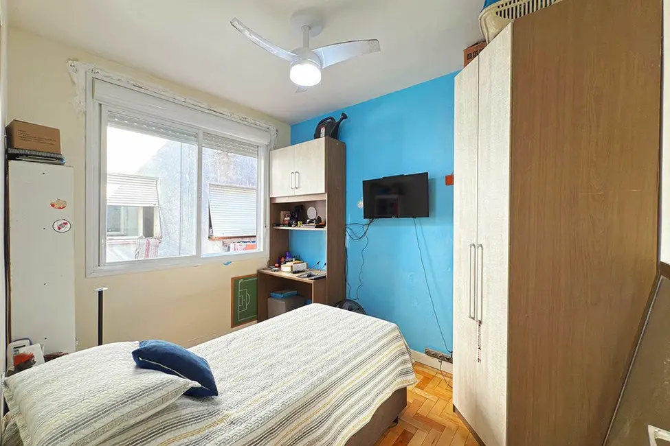 Foto 9 de Apartamento com 2 quartos à venda, 55m2 em Azenha, Porto Alegre - RS
