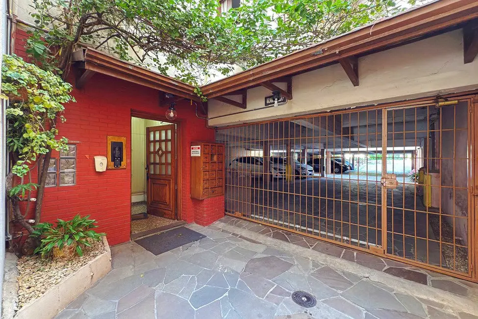 Foto 4 de Apartamento com 2 quartos à venda, 75m2 em Azenha, Porto Alegre - RS