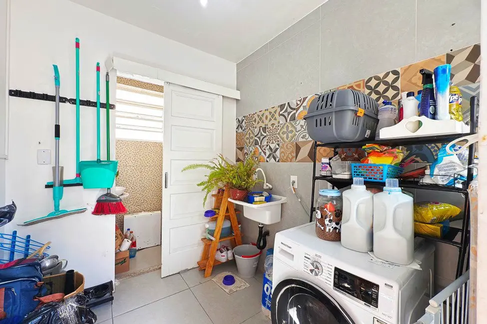 Foto 9 de Apartamento com 2 quartos à venda, 75m2 em Azenha, Porto Alegre - RS