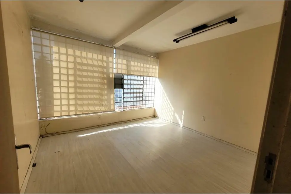 Foto 1 de Casa com 3 quartos à venda, 100m2 em Menino Deus, Porto Alegre - RS