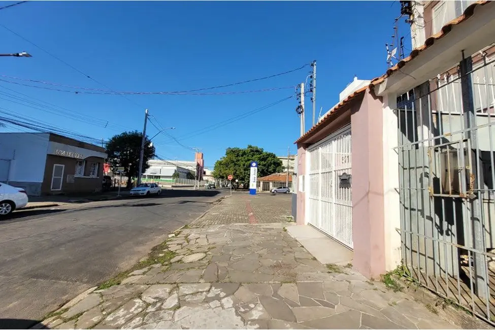Foto 3 de Casa com 3 quartos à venda, 100m2 em Menino Deus, Porto Alegre - RS