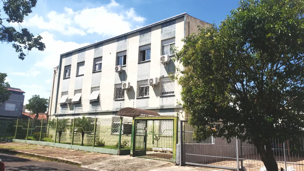 Foto 2 de Apartamento com 2 quartos à venda, 60m2 em São Sebastião, Porto Alegre - RS