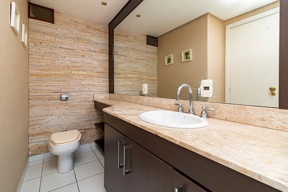 Apartamento com 1 quarto à venda, 94m2 em Moinhos de Vento, Porto Alegre - RS - imagem 4 Foto 4 de Apartamento com 1 quarto à venda, 94m2 em Moinhos de Vento, Porto Alegre - RS