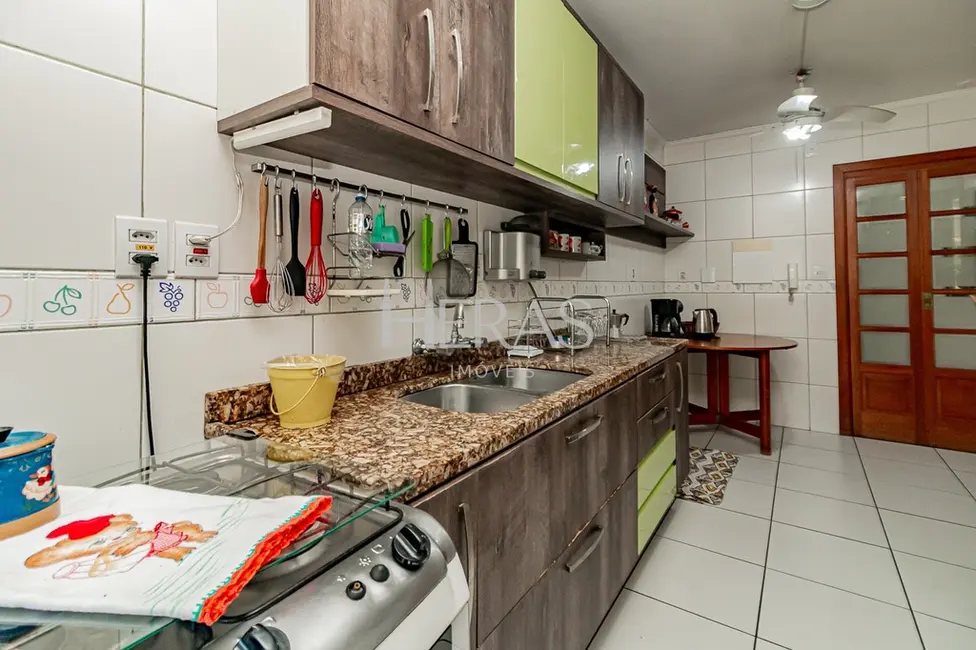 Foto 6 de Apartamento com 3 quartos à venda, 104m2 em Petrópolis, Porto Alegre - RS