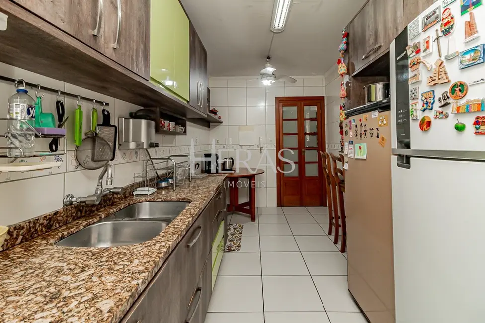 Foto 7 de Apartamento com 3 quartos à venda, 104m2 em Petrópolis, Porto Alegre - RS