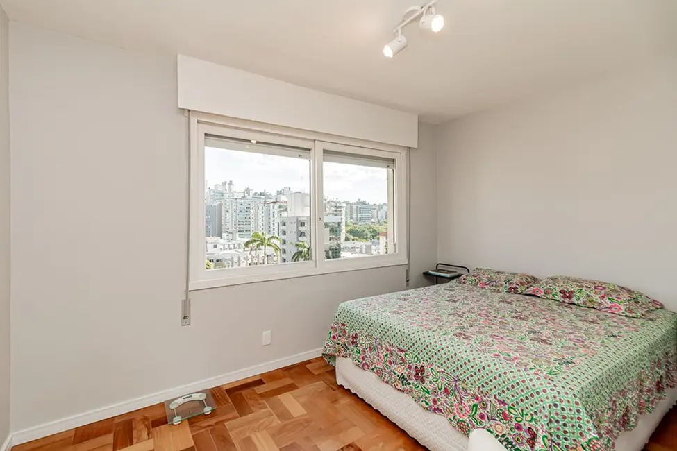 Foto 3 de Apartamento com 3 quartos à venda, 103m2 em Petrópolis, Porto Alegre - RS