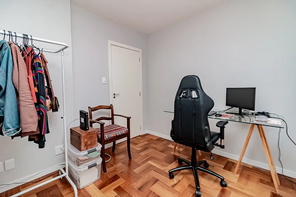 Foto 9 de Apartamento com 3 quartos à venda, 103m2 em Petrópolis, Porto Alegre - RS