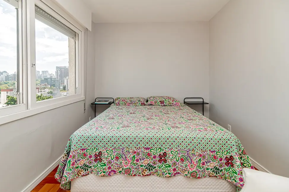 Foto 5 de Apartamento com 3 quartos à venda, 103m2 em Petrópolis, Porto Alegre - RS