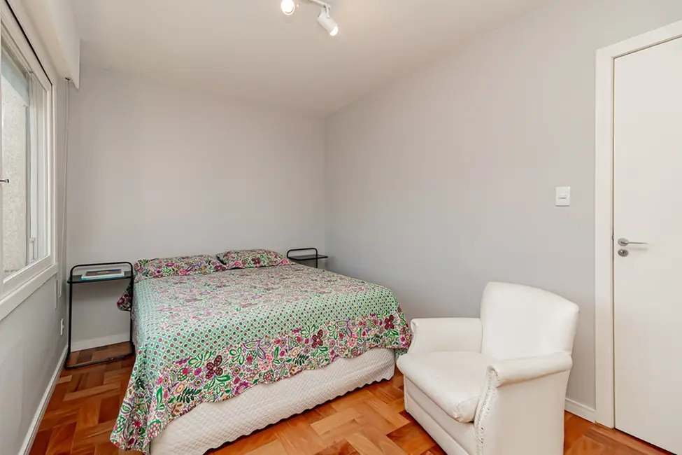 Foto 6 de Apartamento com 3 quartos à venda, 103m2 em Petrópolis, Porto Alegre - RS