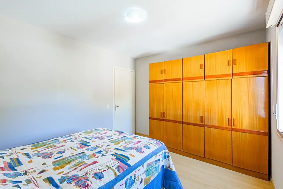 Foto 2 de Apartamento com 2 quartos à venda, 62m2 em Glória, Porto Alegre - RS