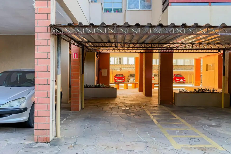 Foto 4 de Apartamento com 2 quartos à venda, 62m2 em Glória, Porto Alegre - RS
