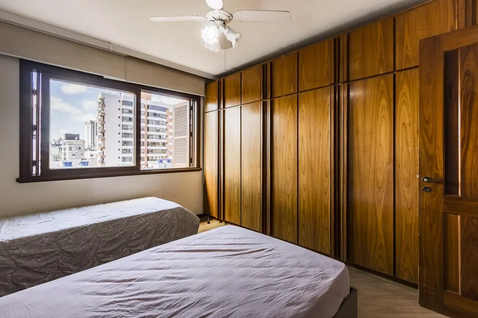 Foto 7 de Apartamento com 3 quartos à venda, 257m2 em Menino Deus, Porto Alegre - RS