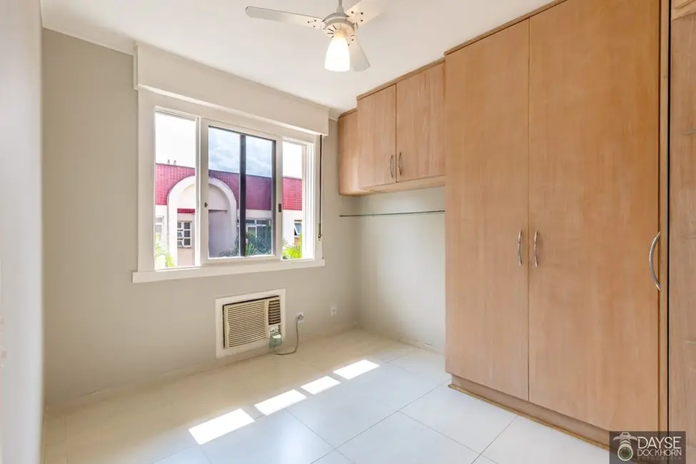 Apartamento com 2 quartos à venda, 70m2 em Jardim do Salso, Porto Alegre - RS - imagem 8 Foto 8 de Apartamento com 2 quartos à venda, 70m2 em Jardim do Salso, Porto Alegre - RS