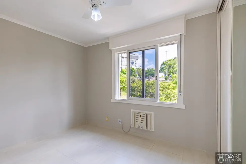 Apartamento com 2 quartos à venda, 70m2 em Jardim do Salso, Porto Alegre - RS - imagem 5 Foto 5 de Apartamento com 2 quartos à venda, 70m2 em Jardim do Salso, Porto Alegre - RS