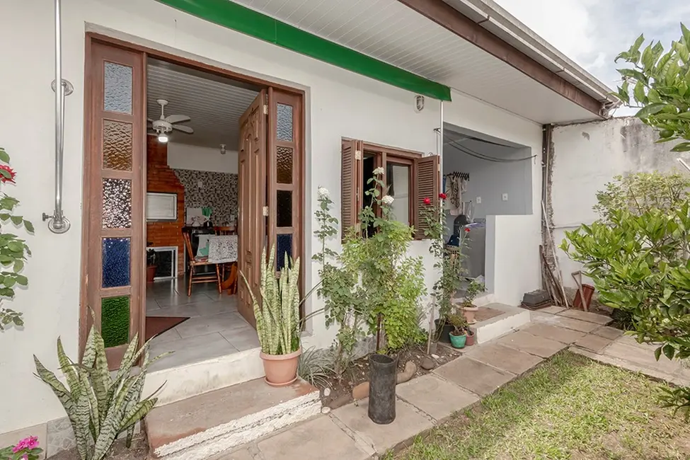Foto 8 de Casa com 2 quartos à venda, 145m2 em Teresópolis, Porto Alegre - RS