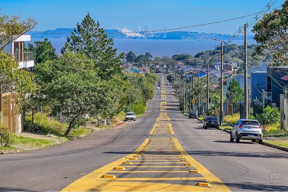 Foto 9 de Terreno / Lote à venda, 224m2 em Guarujá, Porto Alegre - RS