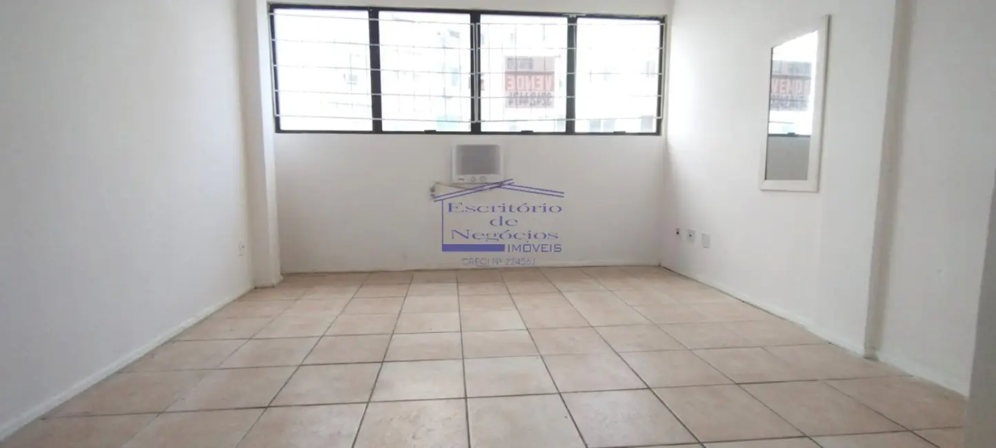 Foto 1 de Sala Comercial à venda, 21m2 em Cavalhada, Porto Alegre - RS