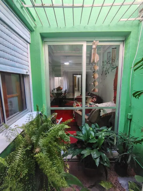 Apartamento com 1 quarto à venda, 48m2 em Menino Deus, Porto Alegre - RS - imagem 8 Foto 8 de Apartamento com 1 quarto à venda, 48m2 em Menino Deus, Porto Alegre - RS