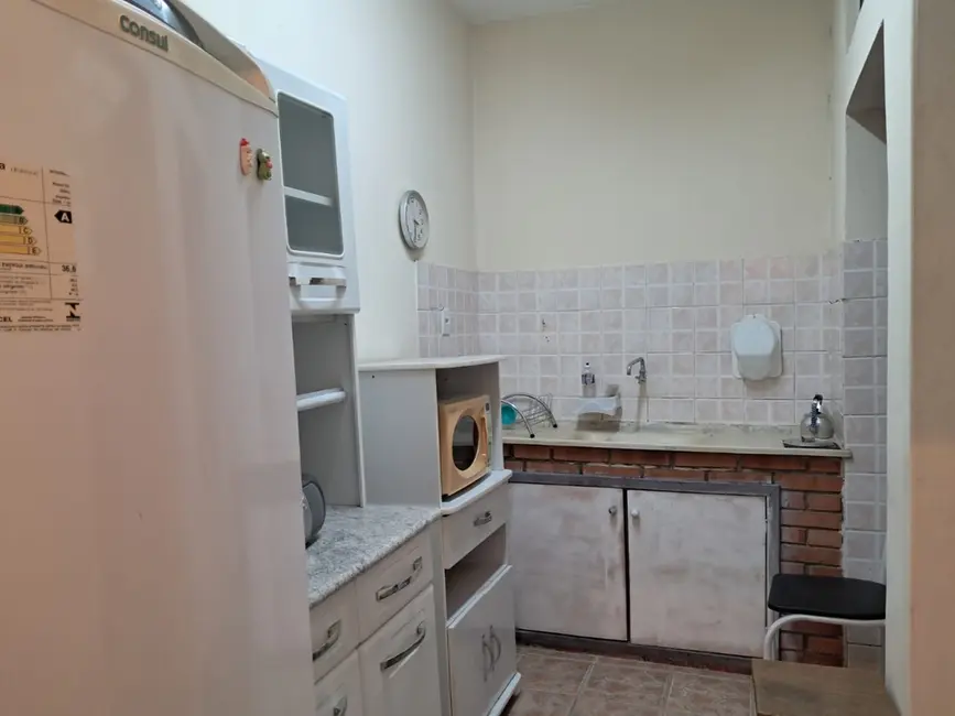 Apartamento com 1 quarto à venda, 28m2 em Menino Deus, Porto Alegre - RS - imagem 8 Foto 8 de Apartamento com 1 quarto à venda, 28m2 em Menino Deus, Porto Alegre - RS