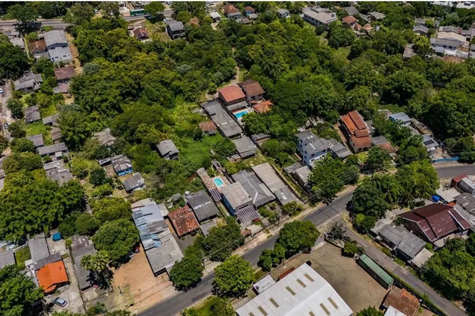 Foto 3 de Terreno / Lote à venda em Vila Nova, Porto Alegre - RS
