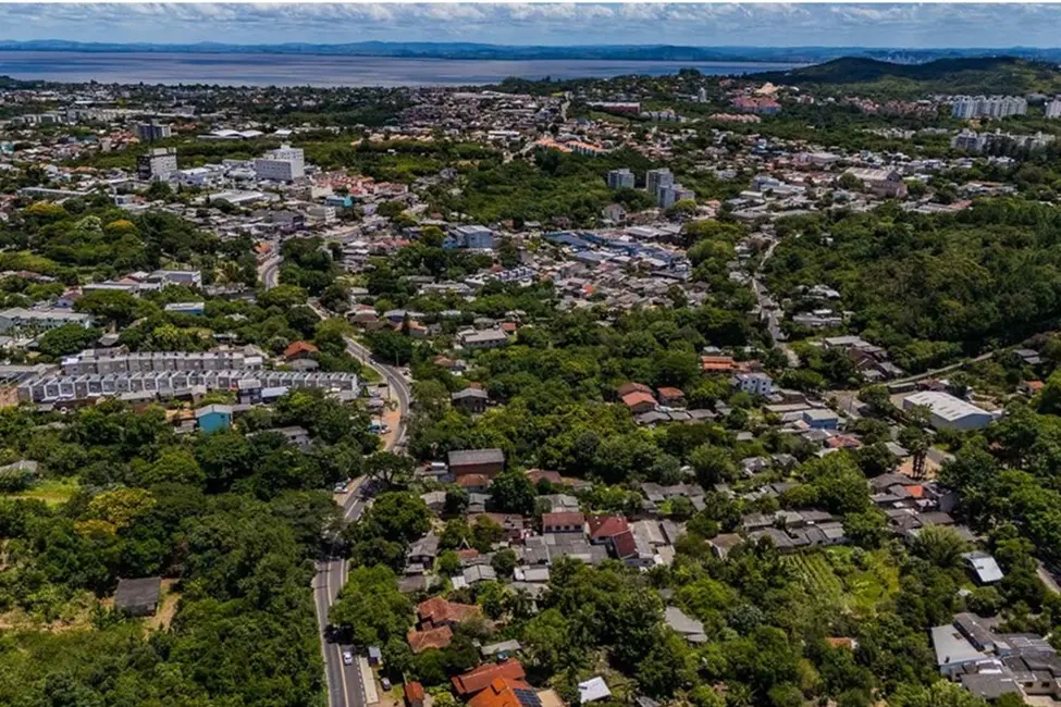 Foto 4 de Terreno / Lote à venda em Vila Nova, Porto Alegre - RS