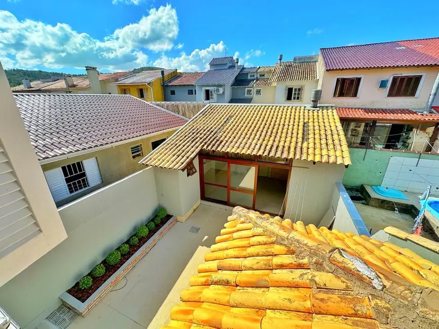 Foto 7 de Casa com 3 quartos à venda, 104m2 em Hípica, Porto Alegre - RS